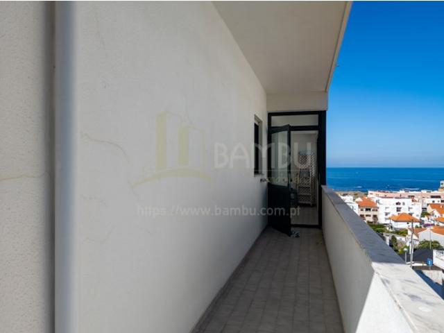 Vila Praia de Âncora: T2 com 100m2 e ampla varanda