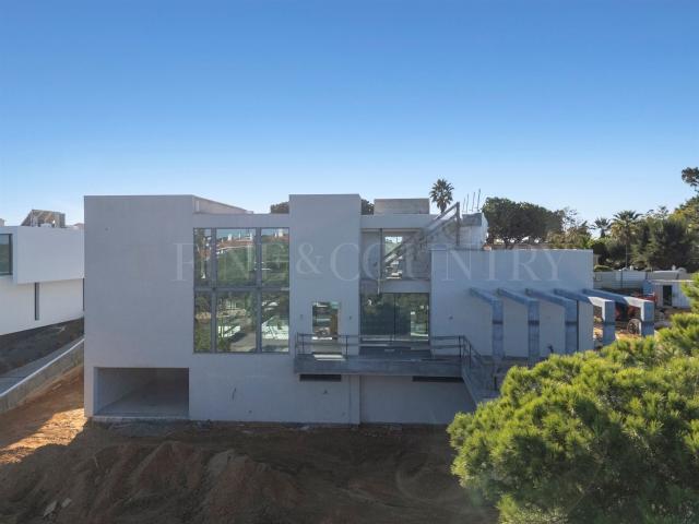 Vila Sol – nova moradia moderna com 4+1 quartos, piscina inf. 665m² Quarteira