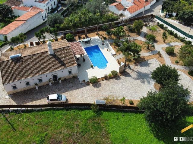 Vila tradicional renovada de 3 quartos em São Brás de Alport. 146m² São Brás De Alportel