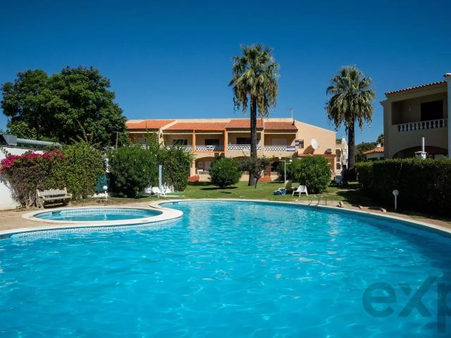 Vilamoura, Algarve T1 em condomínio com piscinas 56m² Quarteira