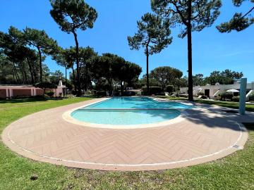 VILAMOURA GOLF STUDIO WITH POOL by HOMING