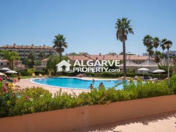 Avenida Da Marina, Quarteira, Distrito de Faro, Algarve