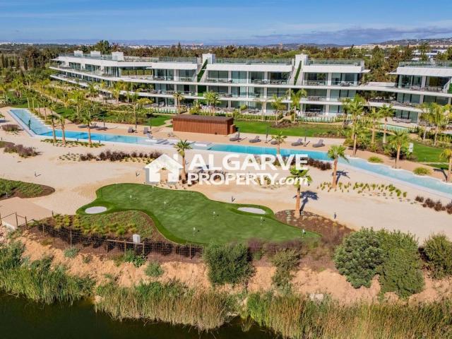 Vilamoura T2 em Empreendimento de Turístico de Luxo com vi. 123m² Quarteira
