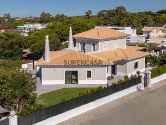Vilas Alvas, Villa de luxo totalmente renovada com 4 quartos à venda