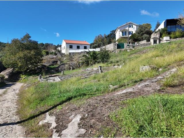 Vilar de Mouros Terreno com 1430m2