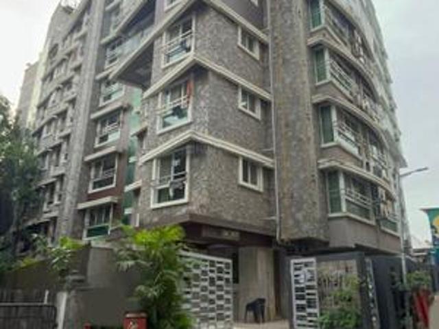 Vile Parle West 3 BHK Apartment For Sale Mumbai
