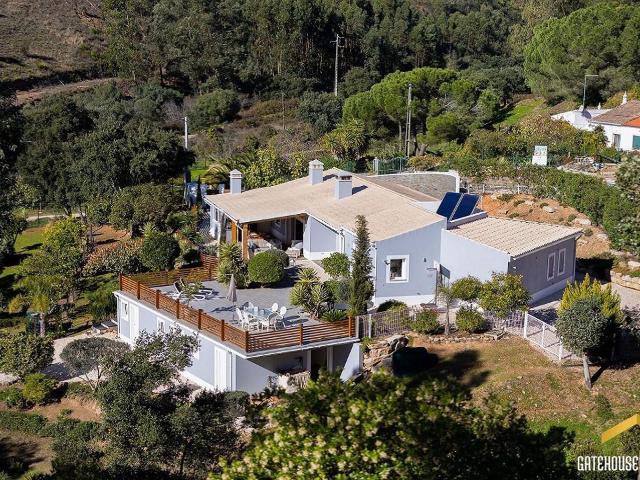 Vilha com terreno para venda em Monchique, Algarve 194m² Monchique