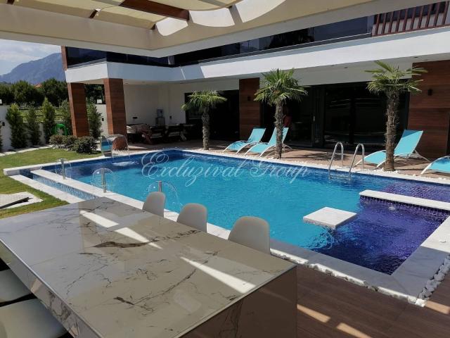 Villa 4+1 Kemer, Antalya, Türkiye 179000