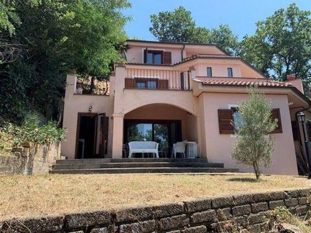 Villa 4 camere da letto, Trevignano Romano Lazio 00069 ES97102866