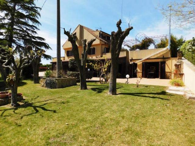 Villa 4 camere da letto, Piazza Armerina Enna DLS93495821