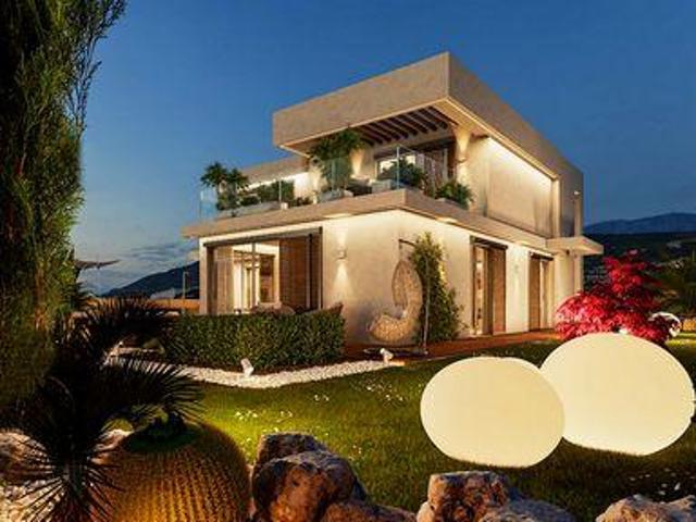 Villa 4 camere da letto, Quartu Sant'Elena Sardinia 09045 ES96325793