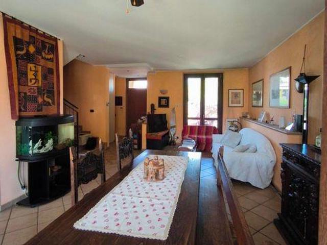 Villa 4 camere da letto, Saronno Lombardy 21047 ES103964258