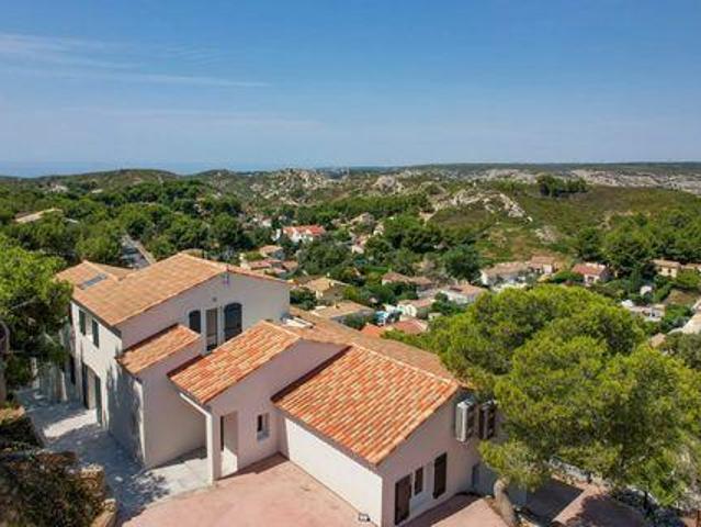 Villa 4 chambres, Marseille Provence 13820 DLS105413368