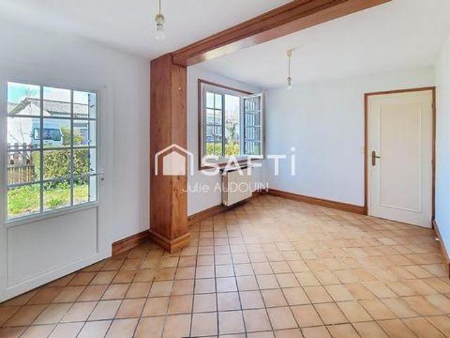 Villa 4 chambres, Matha Poitou 17160 DS100539161