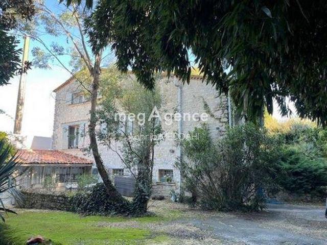 Villa 4 chambres, Meursac Poitou 17120 DS102059386