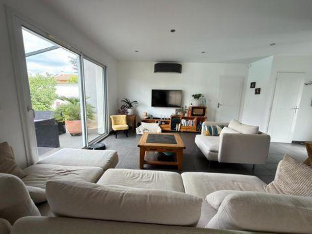 Villa 4 chambres, Mions Rhône 69780 DS103122729