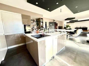 Villa 4 chambres, Milhaud Languedoc 30540 DS102556306