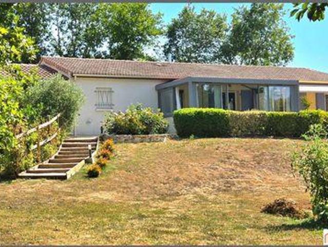 Villa 4 chambres, Monsempron Aquitaine 47500 DS104371926