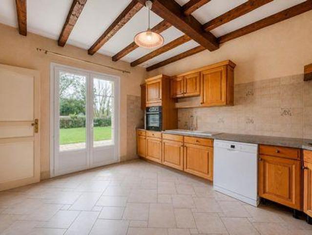Villa 4 chambres, Montussan Aquitaine 33450 ES102439950