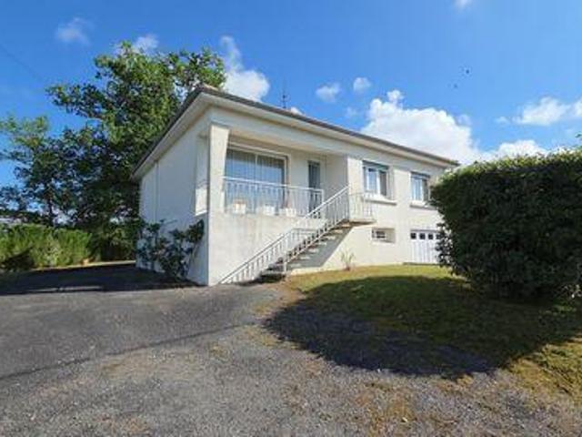 Villa 4 chambres, Montendre Poitou 17130 DS102059147
