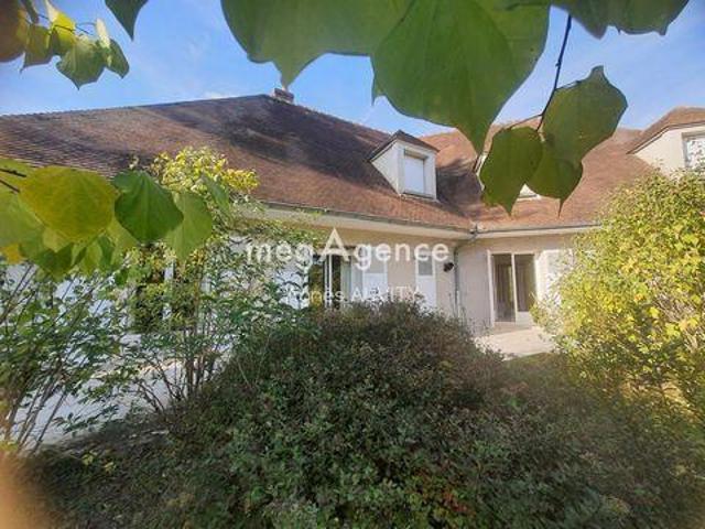 Villa 4 chambres, Neris Auvergne 03310 DS100223868