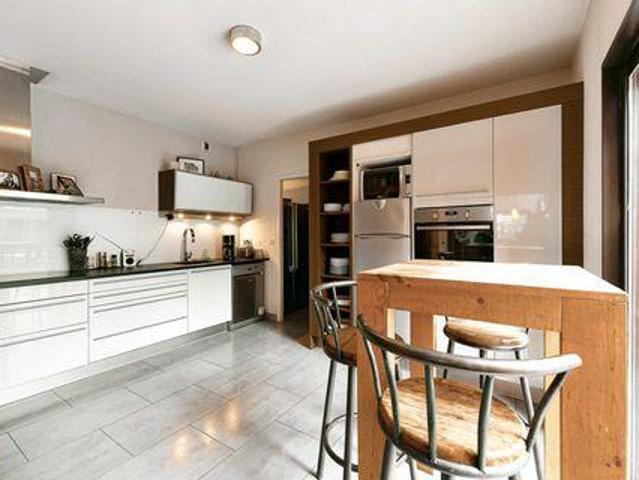 Villa 4 chambres, Nîmes Languedoc 30000 ES100057120