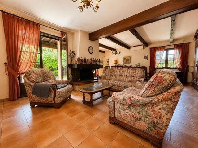 Villa 4 chambres, Nimes Languedoc 30900 ELS103342953
