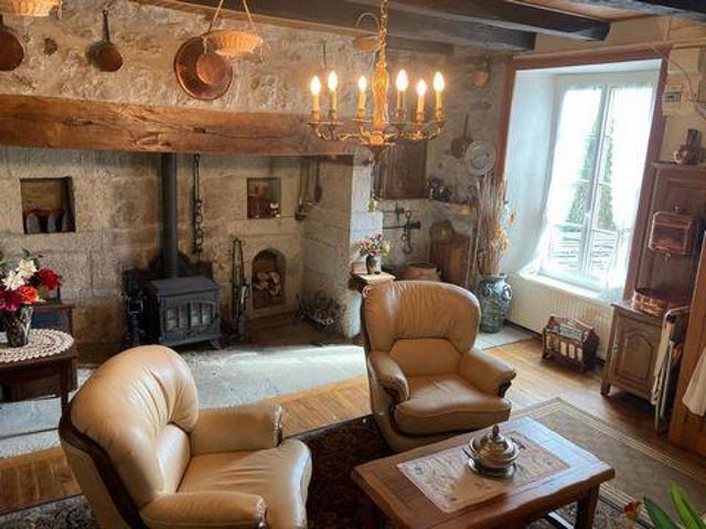 Villa 4 chambres, Antignac Auvergne 15240 DS100821886