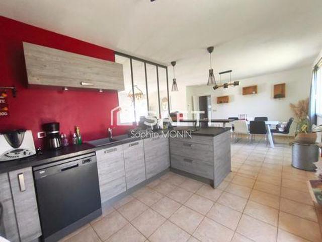 Villa 4 chambres, Boz Rhône 01190 DS104006154