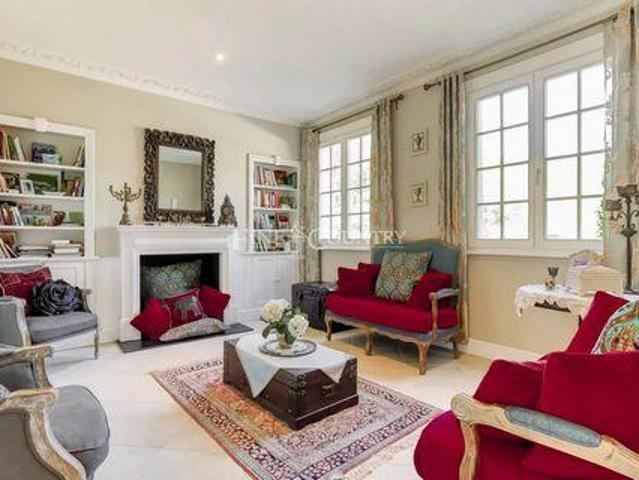 Villa 4 chambres, Callas Provence Alpes Côte d'Azur 83830 DS96240141