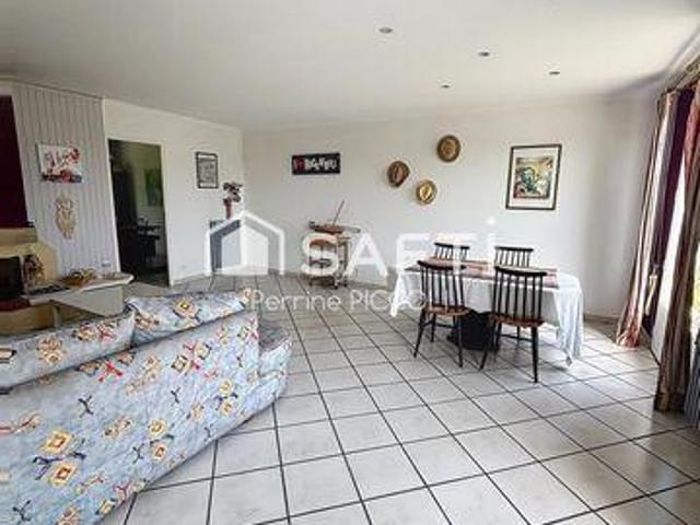Villa 4 chambres, Carbon Aquitaine 33560 ES102439808