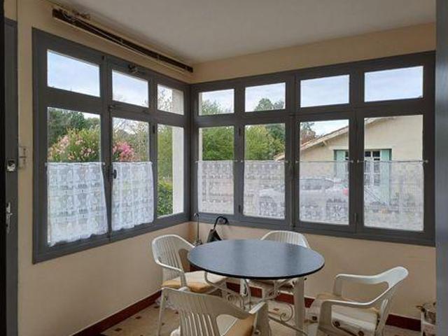 Villa 4 chambres, Chalais Poitou 16210 ES105747096