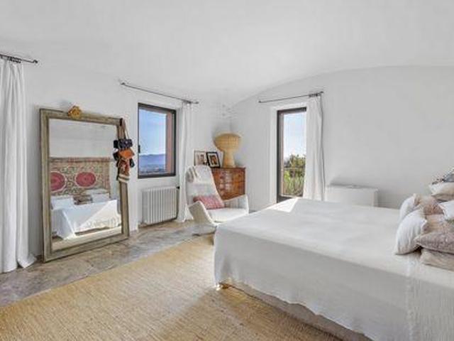 Villa 4 chambres, Châteauneuf Provence 06740 DLS99687549