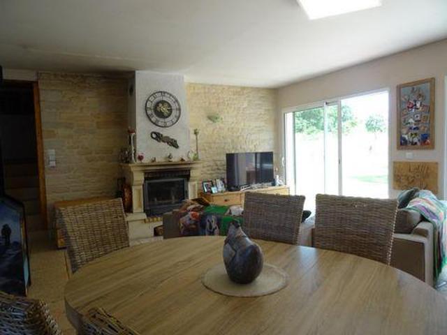 Villa 4 chambres, Chaudenay Bourgogne 71150 DS103032455