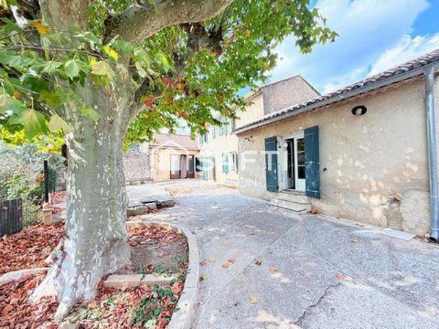 Villa 4 chambres, Cheval Provence 84460 DS105866271