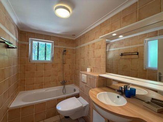 Villa 4 chambres, Claviers Provence 83830 ES96081334