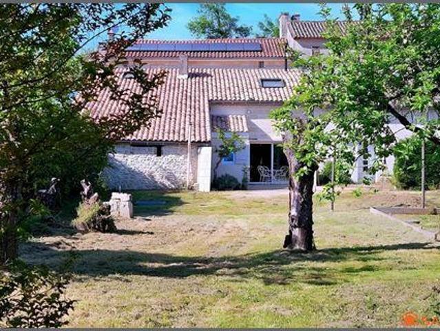 Villa 4 chambres, Eynesse Aquitaine 33220 DS101596835