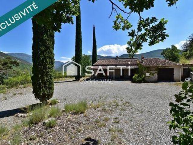 Villa 4 chambres, Estoublon Provence 04270 ES104918538