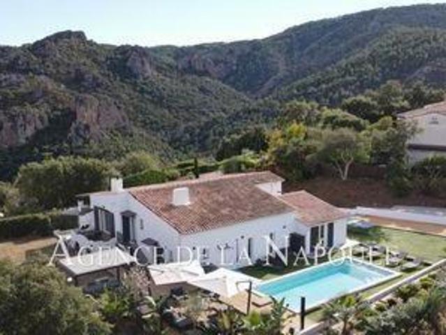 Villa 4 chambres, Fréjus Provence 83600 DLS102920835