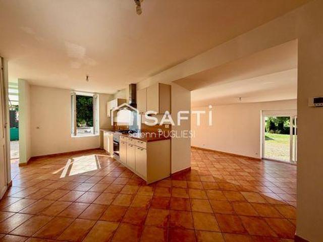 Villa 4 chambres, Gillonnay Rhône 38260 DS102773190