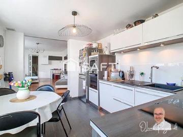 Villa 4 chambres, Lyon 8e Arrondissement Rhône 69008 ES101796367