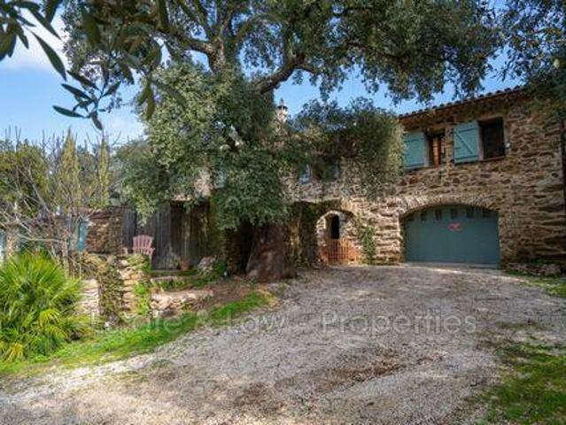 Villa 4 chambres, La Môle Provence 83310 DS104404650