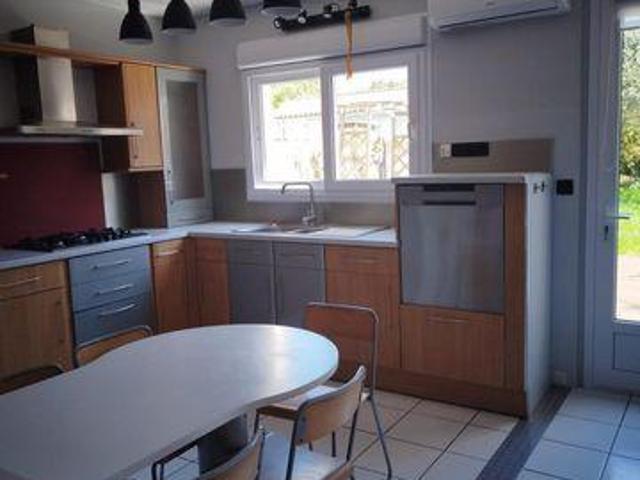 Villa 4 chambres, La Roche Pays de la Loire 85000 DS101099023