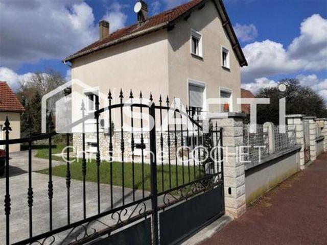 Villa 4 chambres, La Rochette Île de France 77000 DS98928520