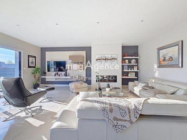 Villa 4 chambres, La Seguiniere Pays de la Loire 49280 DS102557005