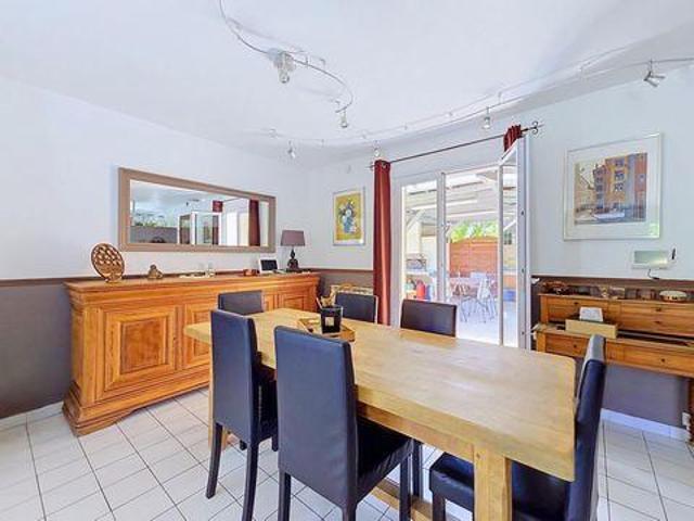 Villa 4 chambres, La Verpilliere Rhône 38290 ES104404382