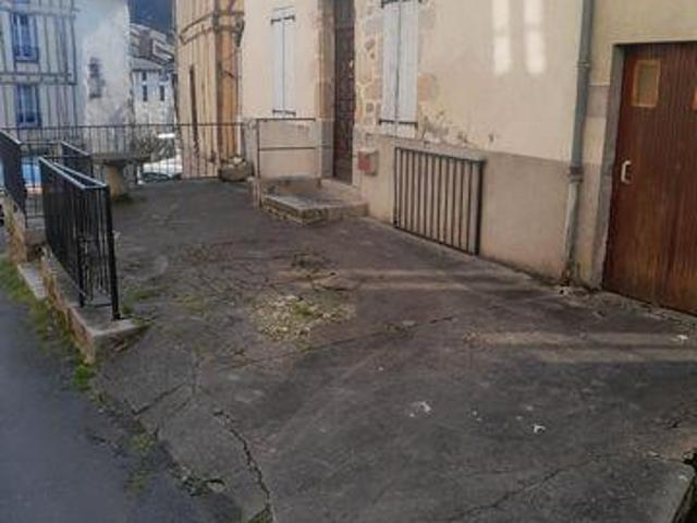 Villa 4 chambres, Laroquebrou Auvergne 15150 ES100261814