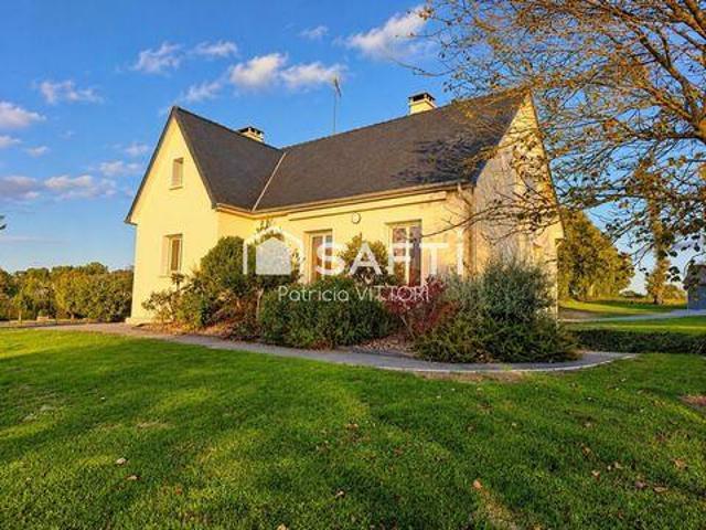 Villa 4 chambres, Le Bourgneuf Pays de la Loire 53410 ES105720329