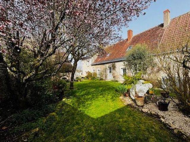 Villa 4 chambres, Le Liege Centre 37460 DS100365045