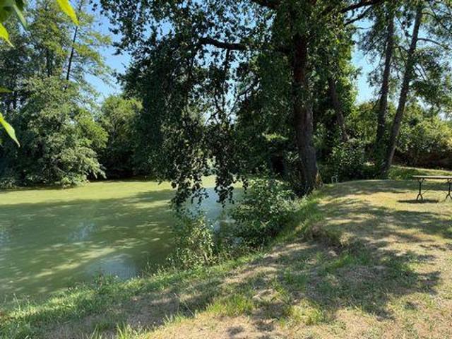 Villa 4 chambres, Le Puy Aquitaine 33580 DS102439754